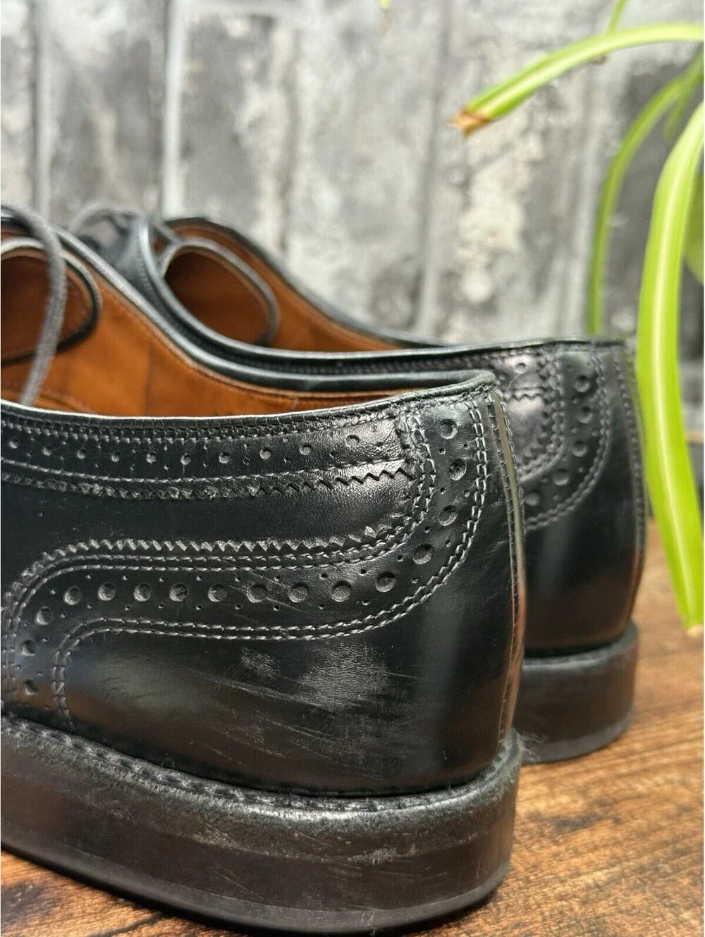 Vintage Allen Edmonds Bench Welt Black Cap Toe Medallion Oxford Dress Shoes Men